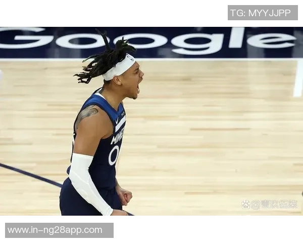 小香农替补出战17分钟狂砍18分全场7投全中展现超强实力