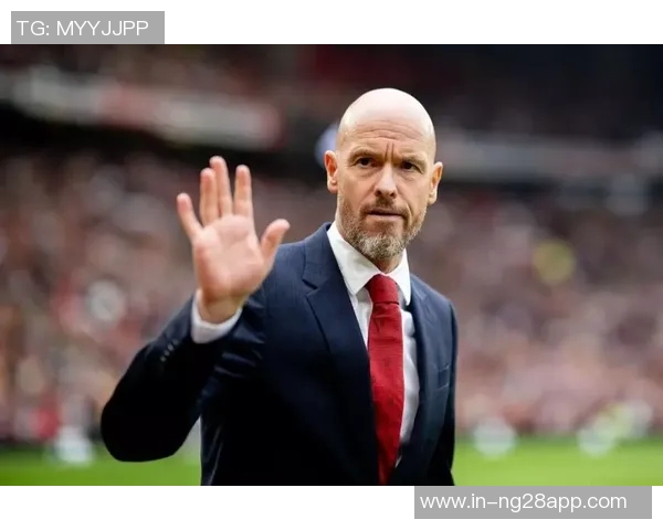 滕哈赫转型任特温特技术总监探索教练生涯新篇章